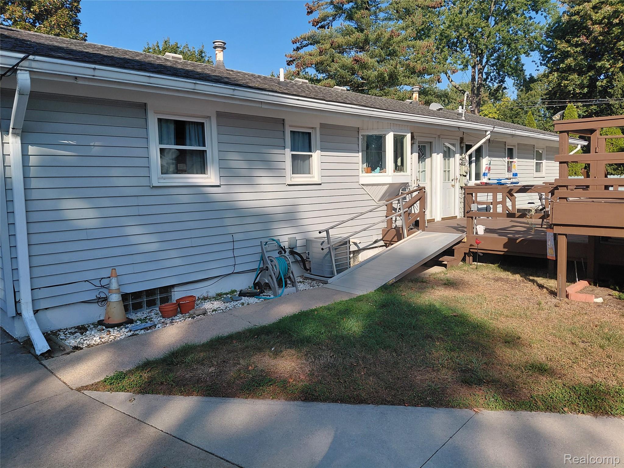 2812/2814 19th Avenue