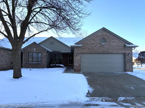 4460 Spruce Court 135 Warren City MI 48092