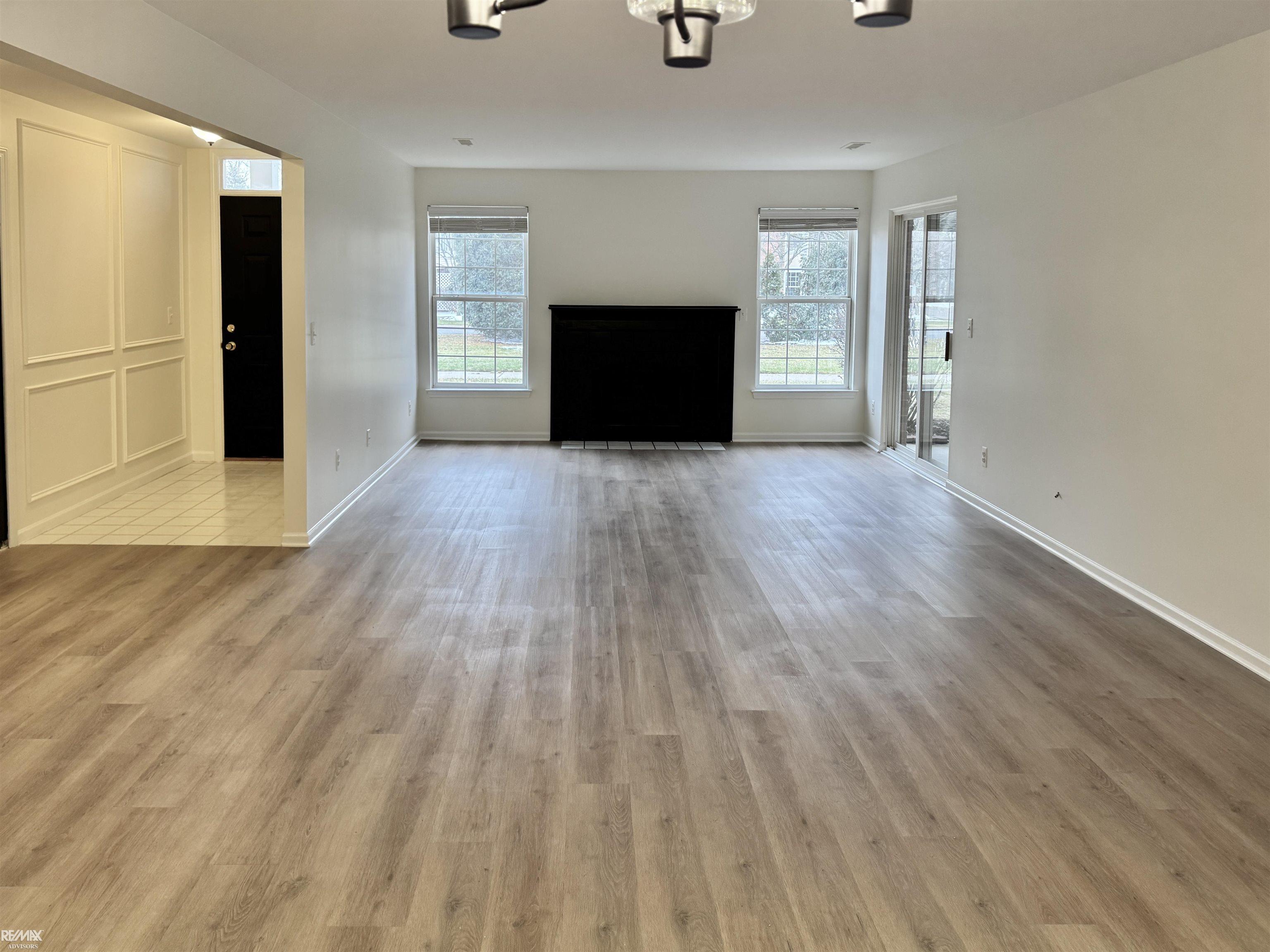 56145 N Troon Street