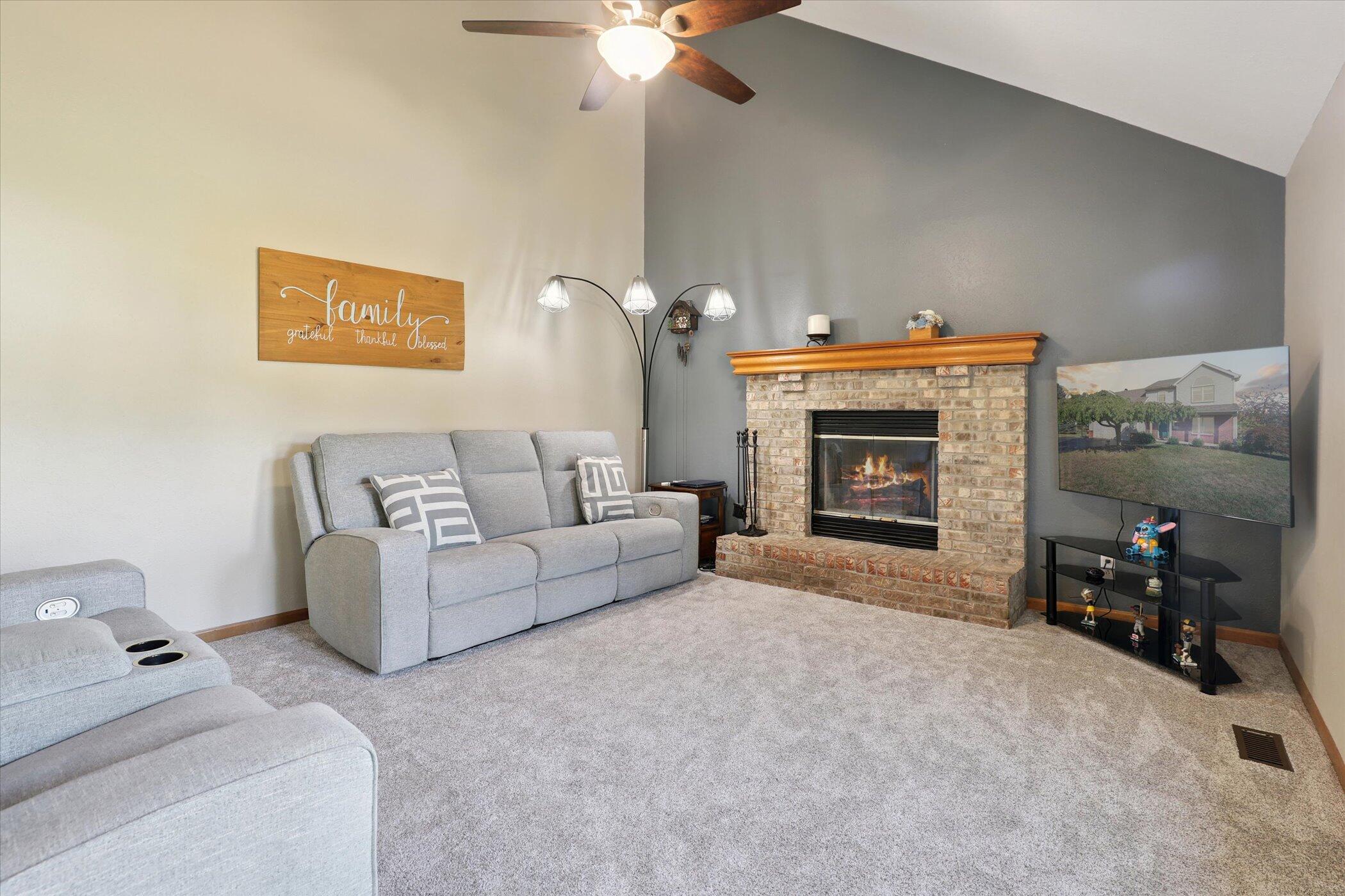 1128 Cumberland Drive