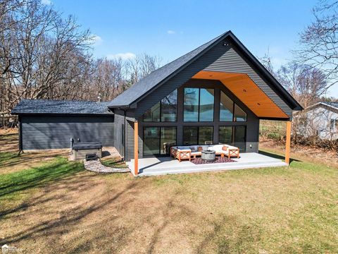 5881 Lake Crest Drive Oregon Township MI 48421