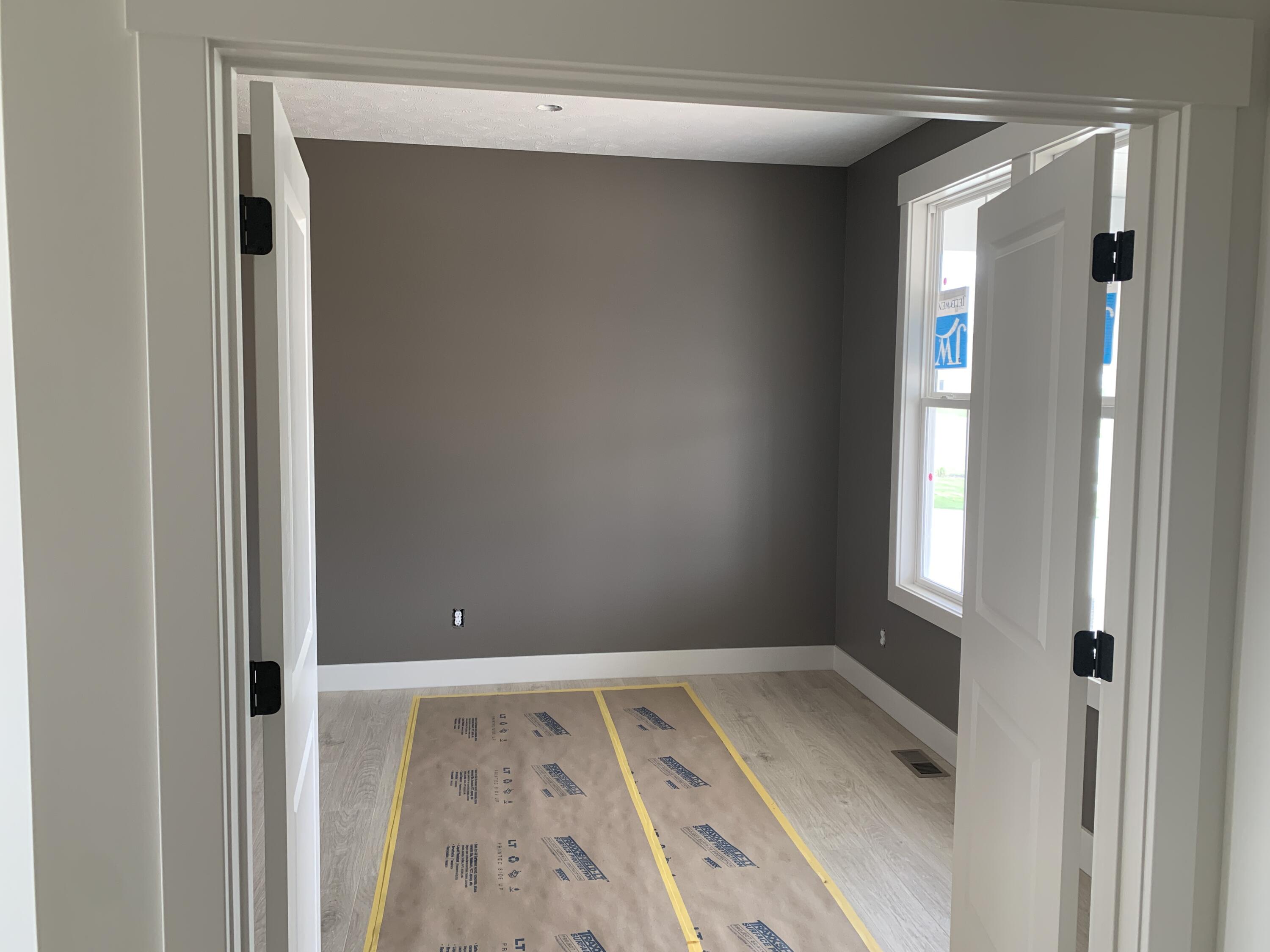 6563 Ravine Point Drive NE