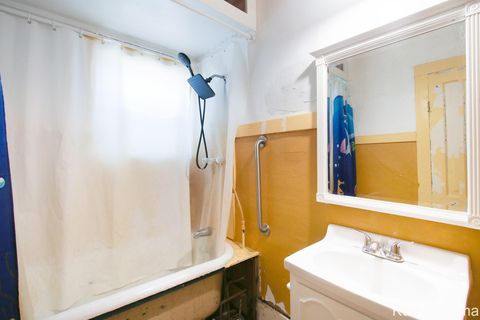 Tiny photo for 220 Hamilton Avenue, Bangor City, MI 49013 (MLS # 71026025922)