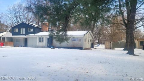 Tiny photo for 22164 Berg Road, Southfield City, MI 48033 (MLS # 20261010589)