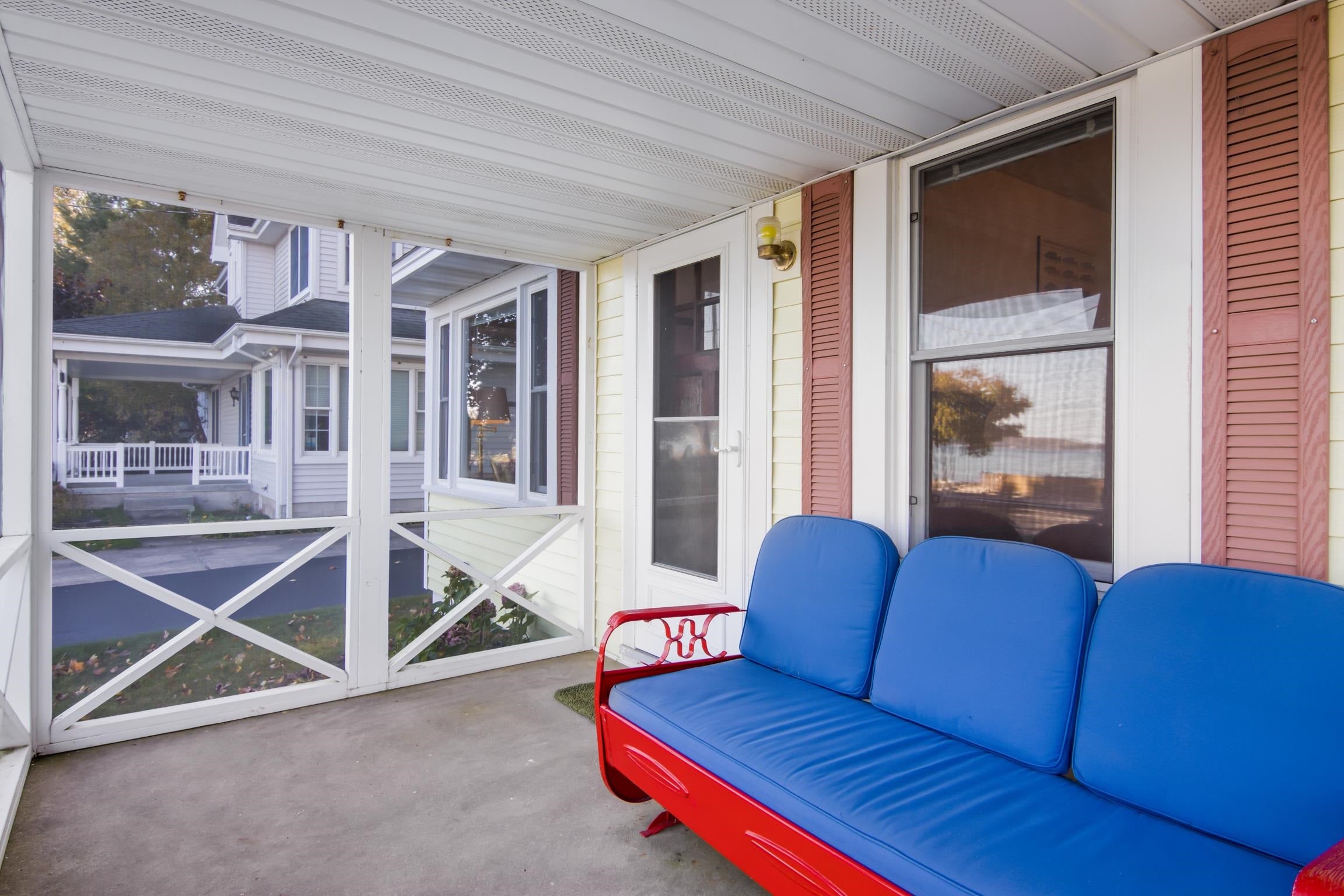 1483 South Shore East