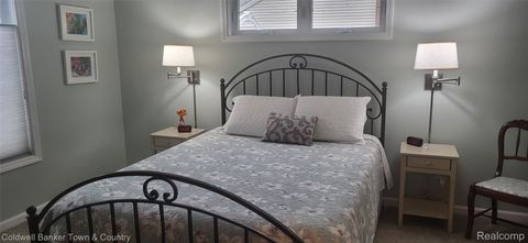 10557 Kenicott Trail Brighton Township MI 48114