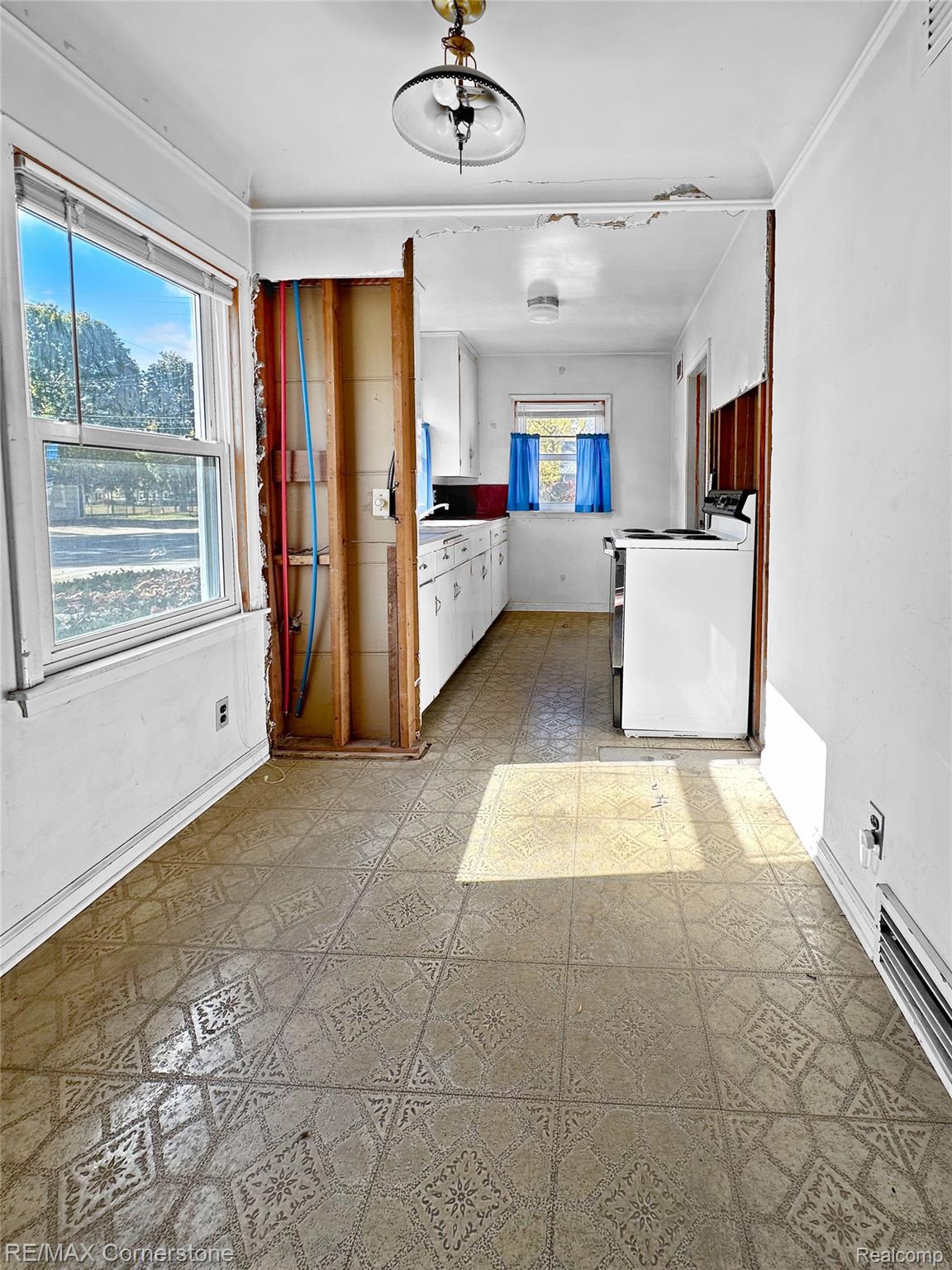 1330 Junction Street