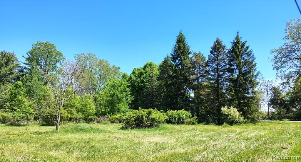 5600 Hemingway Lake Road
