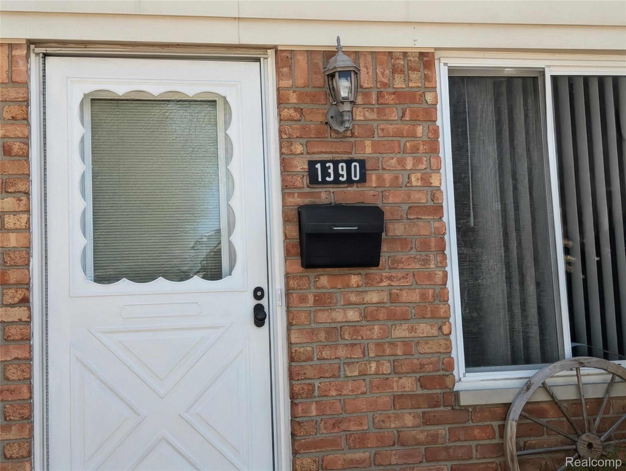 1390 Laurel Valley Drive