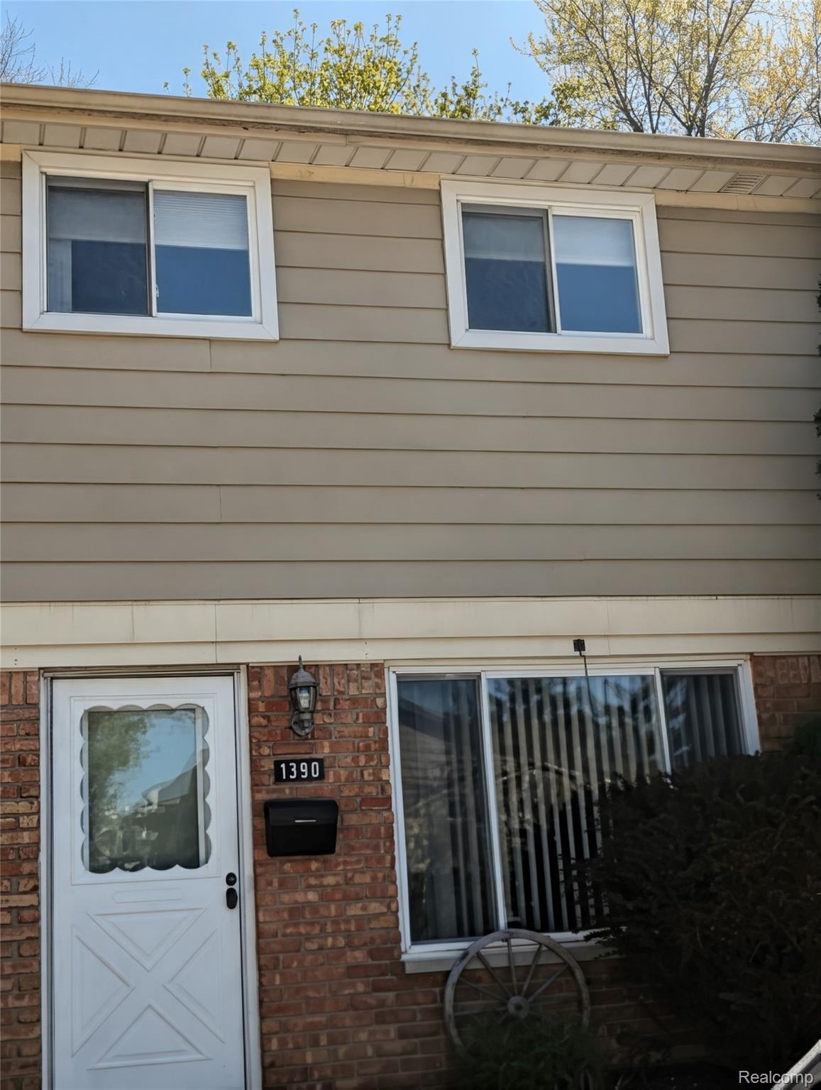 1390 Laurel Valley Drive