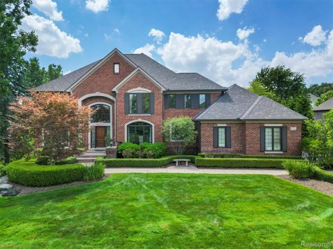 4732 Goodison Place Drive Oakland Charter Township MI 48306