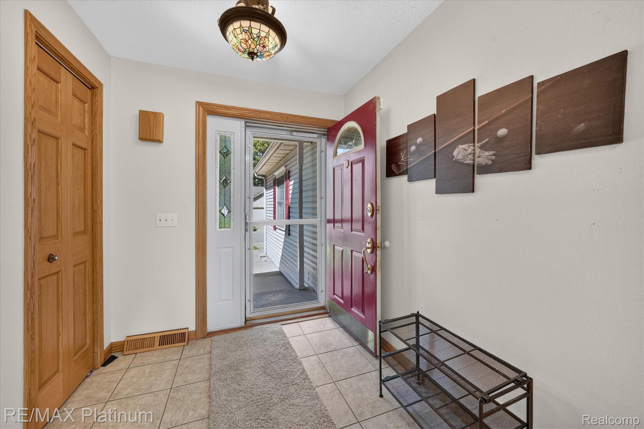 2410 Chestnut Bend