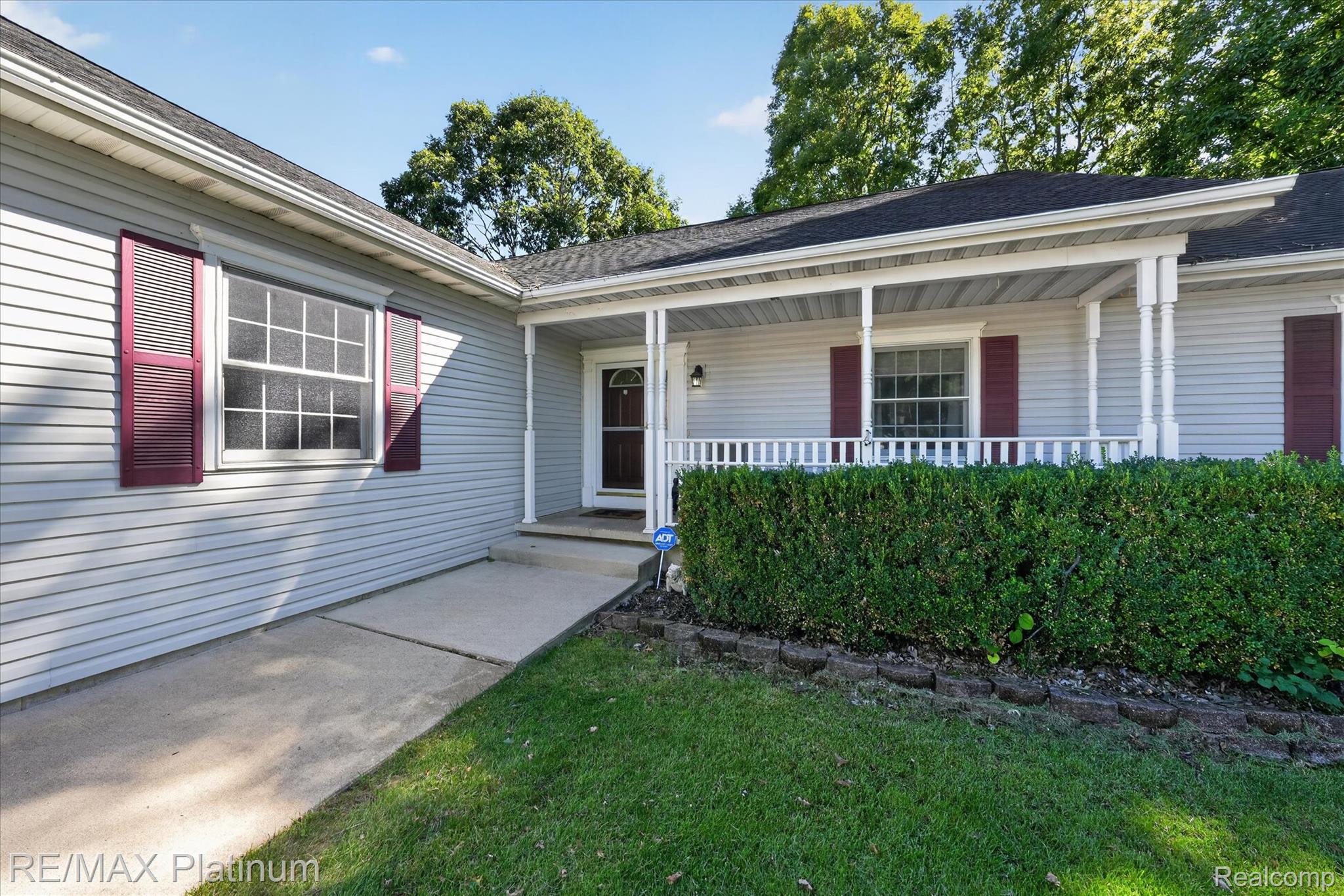 2410 Chestnut Bend