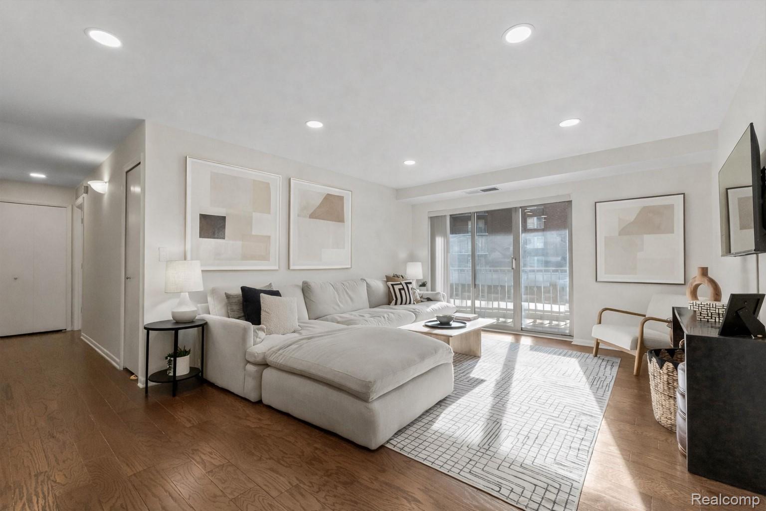 411 S Old Woodward Avenue