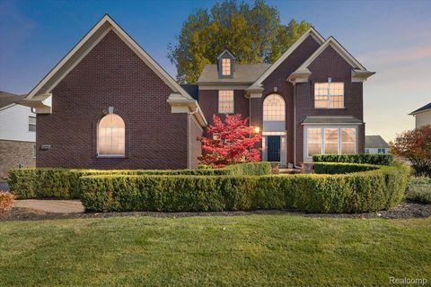 42512 Beechwood Drive Sterling Heights City MI 48314