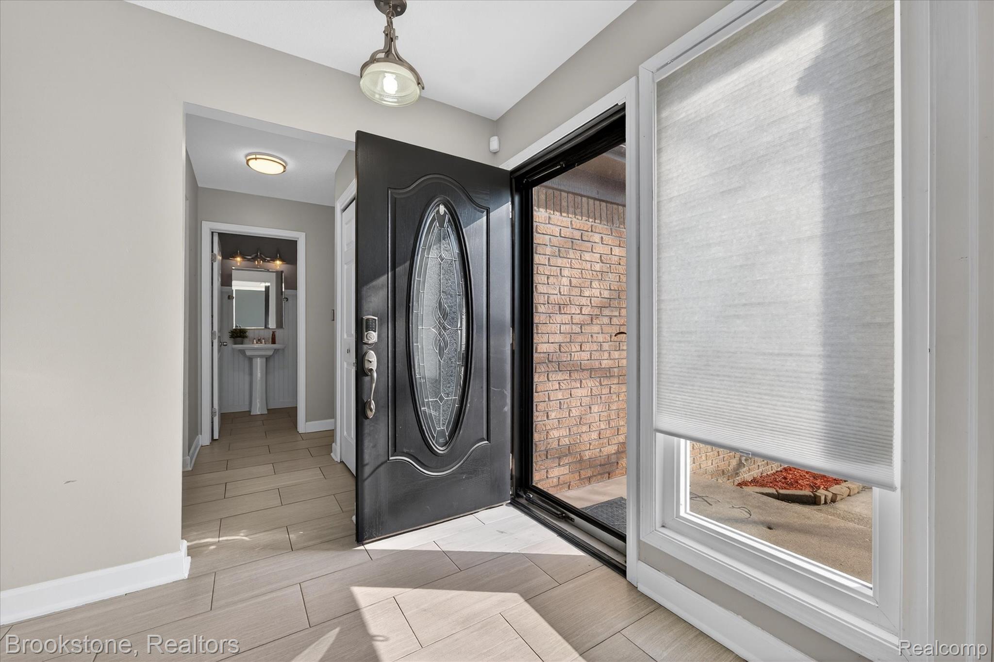 1980 Oakville Waltz Road