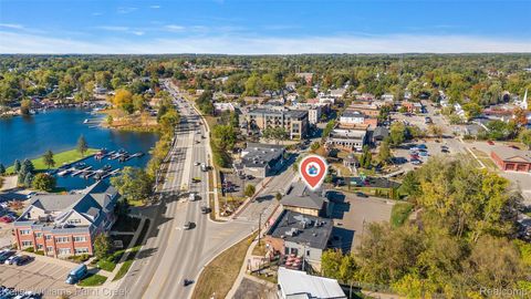185 S Broadway Street Lake Orion Village MI 48362