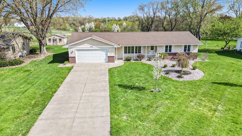 4743 Diamond Drive Overisel Township Allegan MI 49419