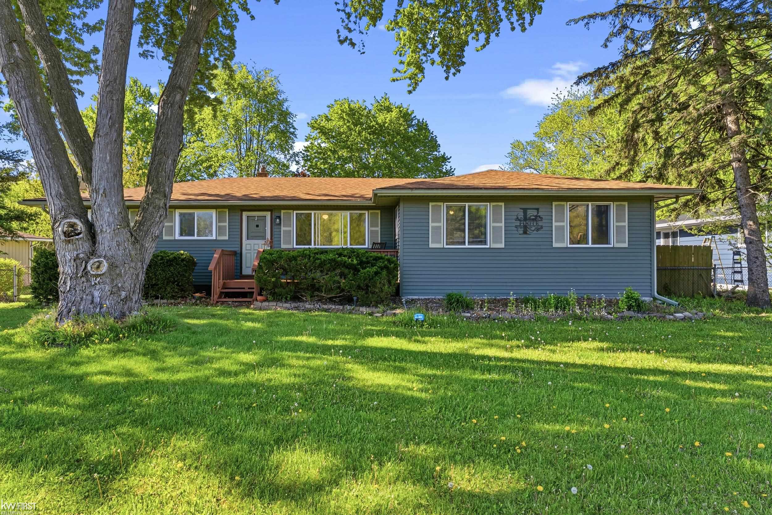 4271 W Highland Road