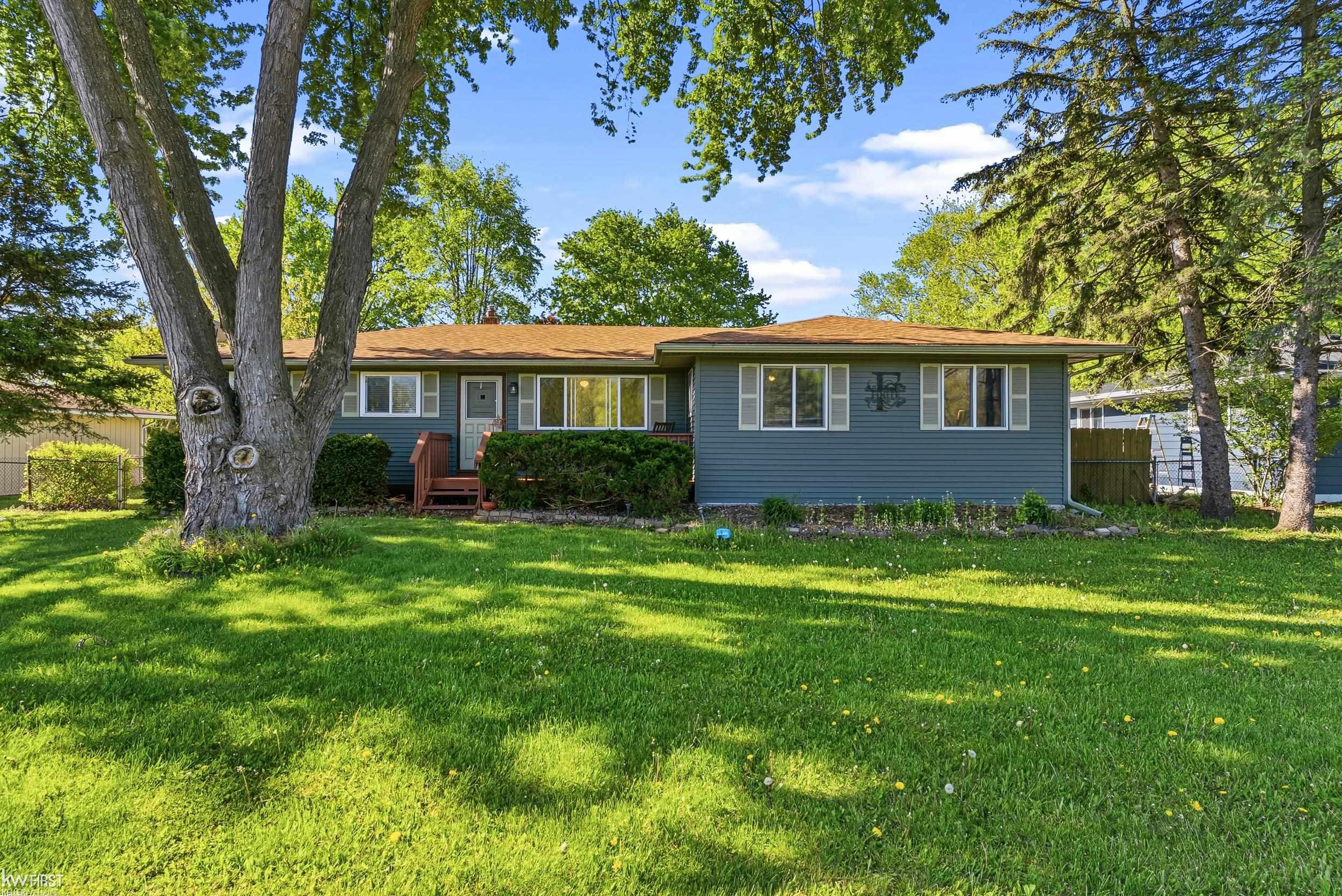 4271 W Highland Road