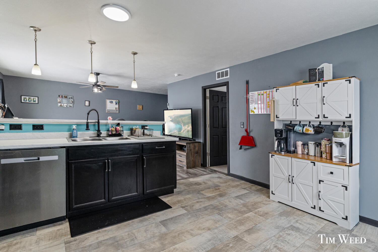 959 View Pointe Drive