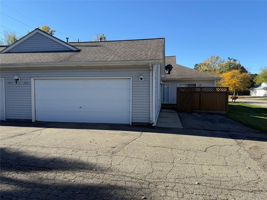 9473 MARINA DR, WHITE LAKE, MI 48386 - Image 562e85720c06e15ec0beb97869a562f6/3624574764