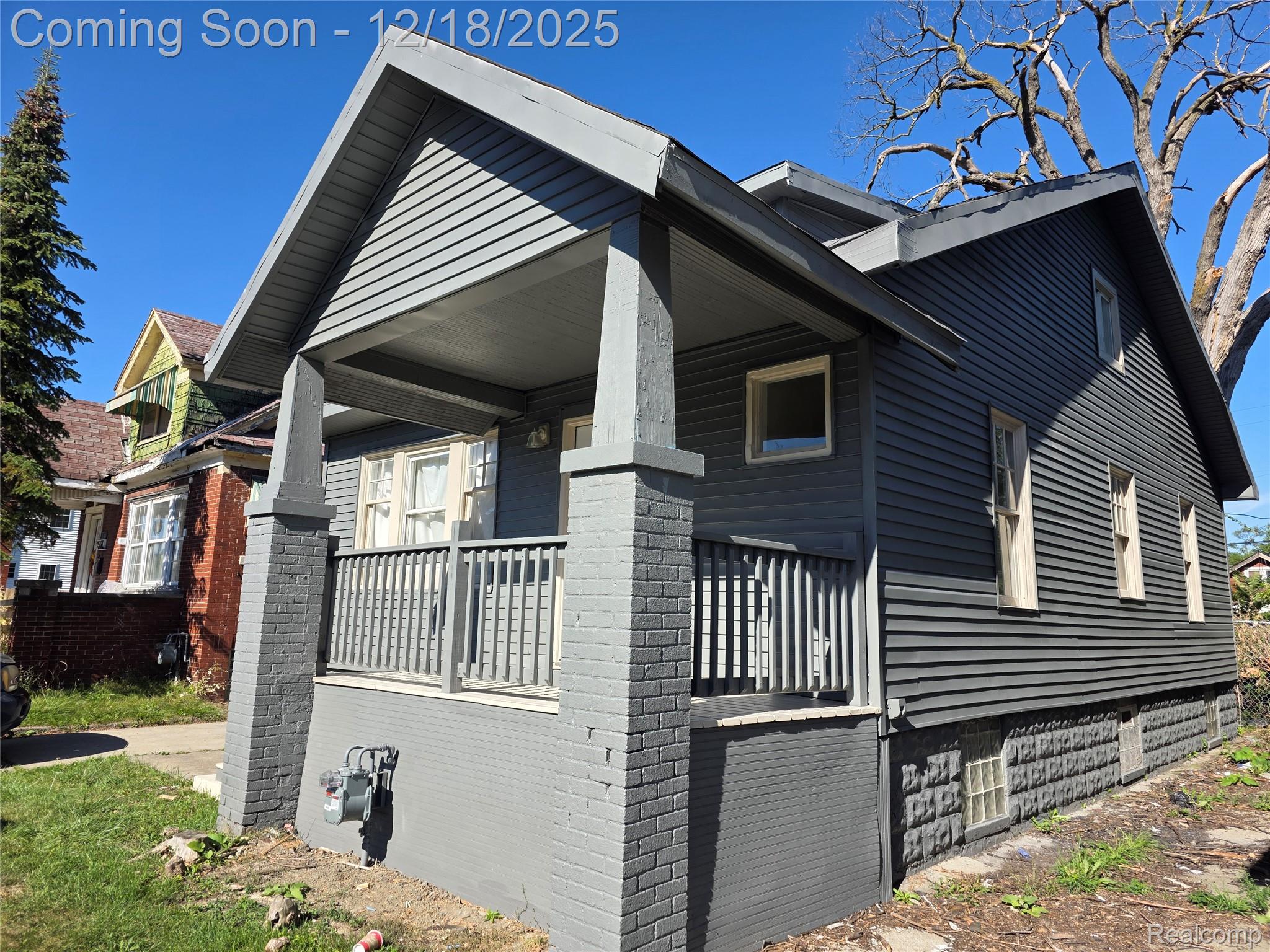 2530 Fullerton Street