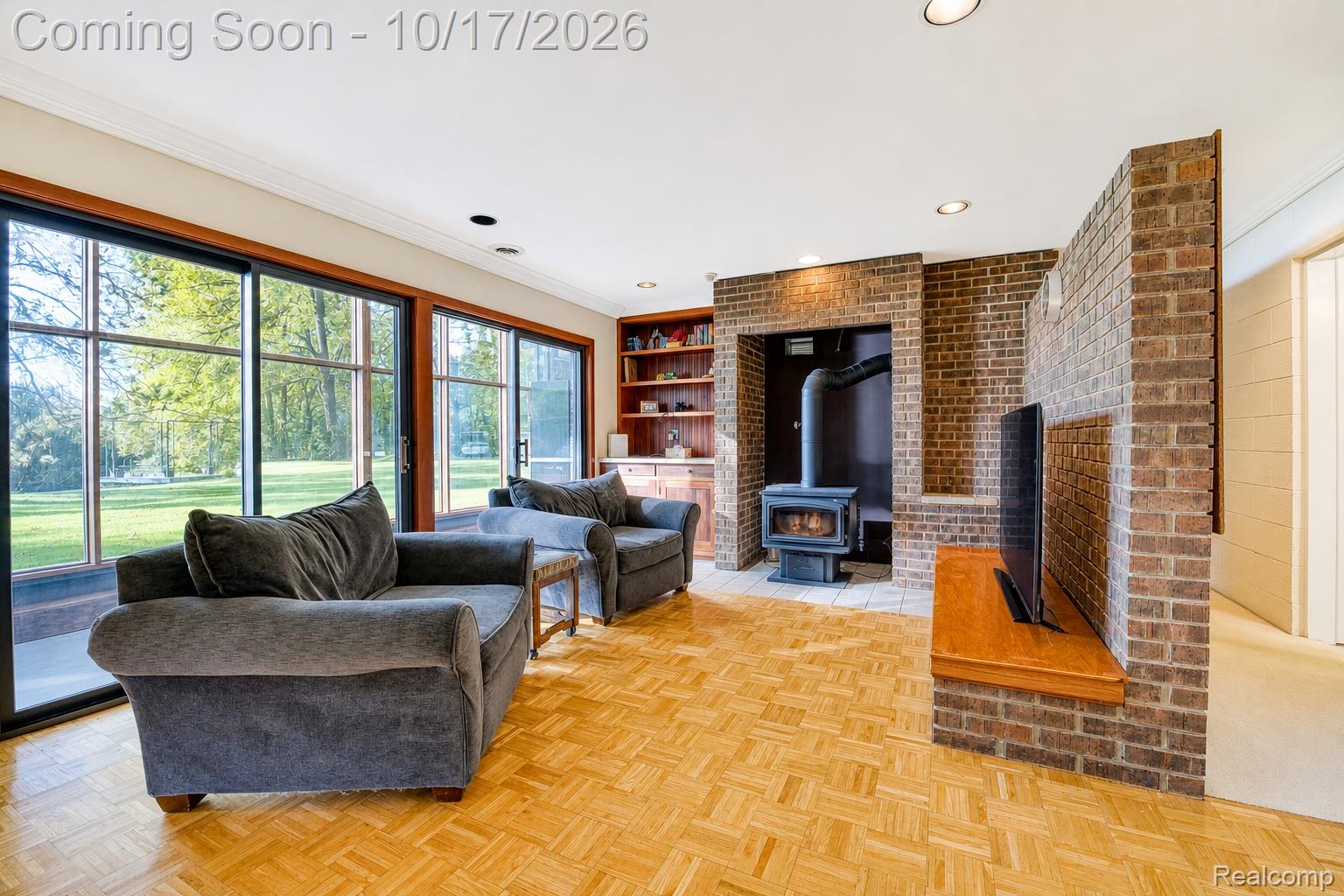 4081 Crocus Road