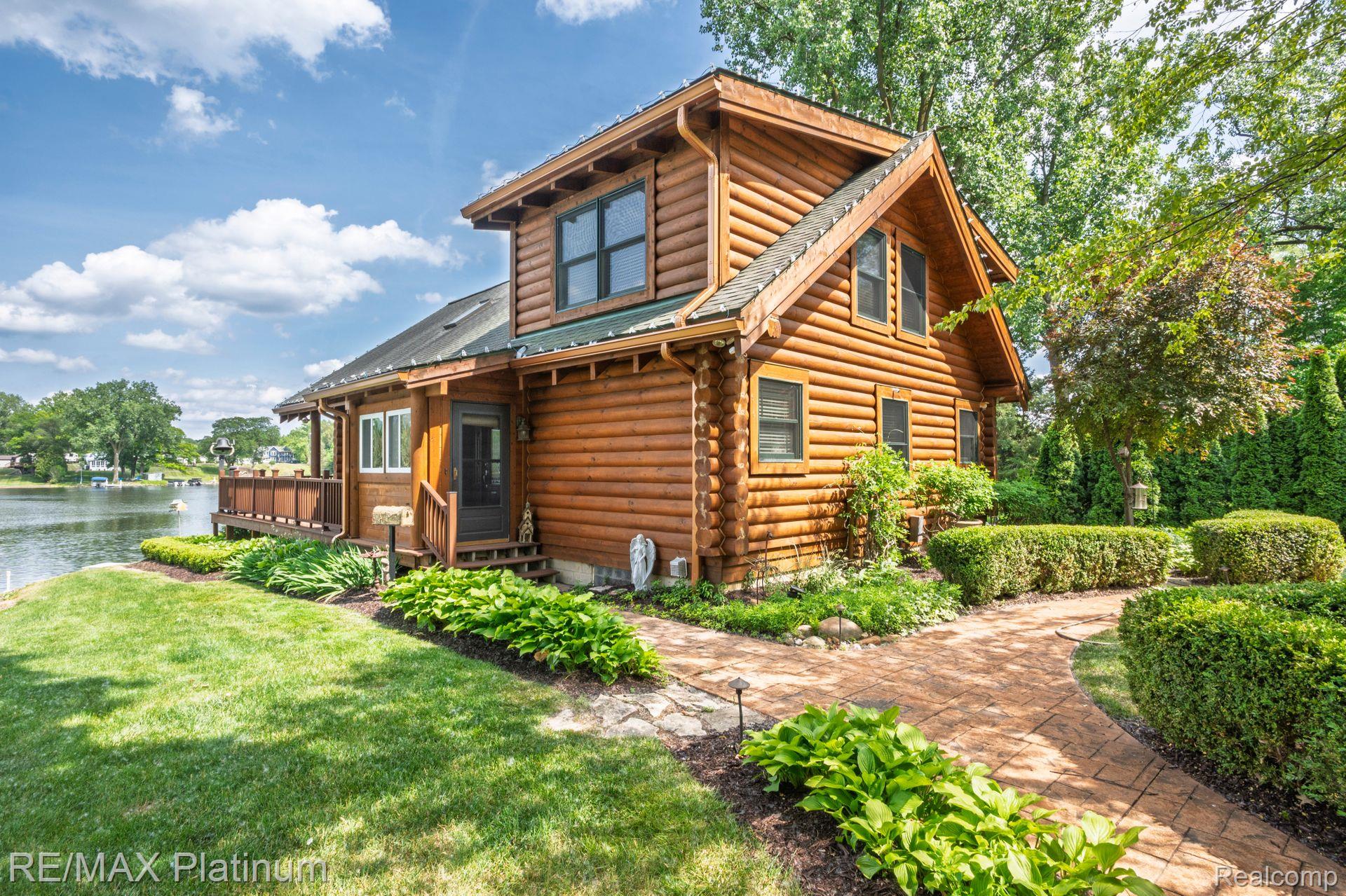 2757 S Hacker Road