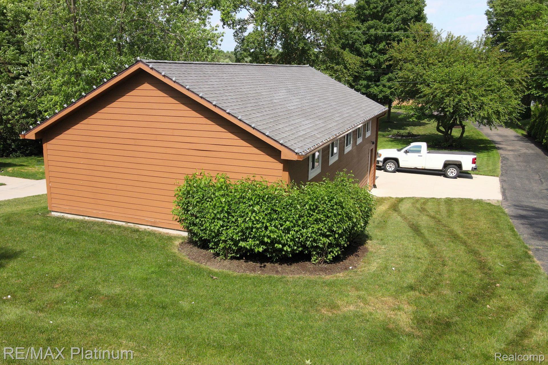2757 S Hacker Road