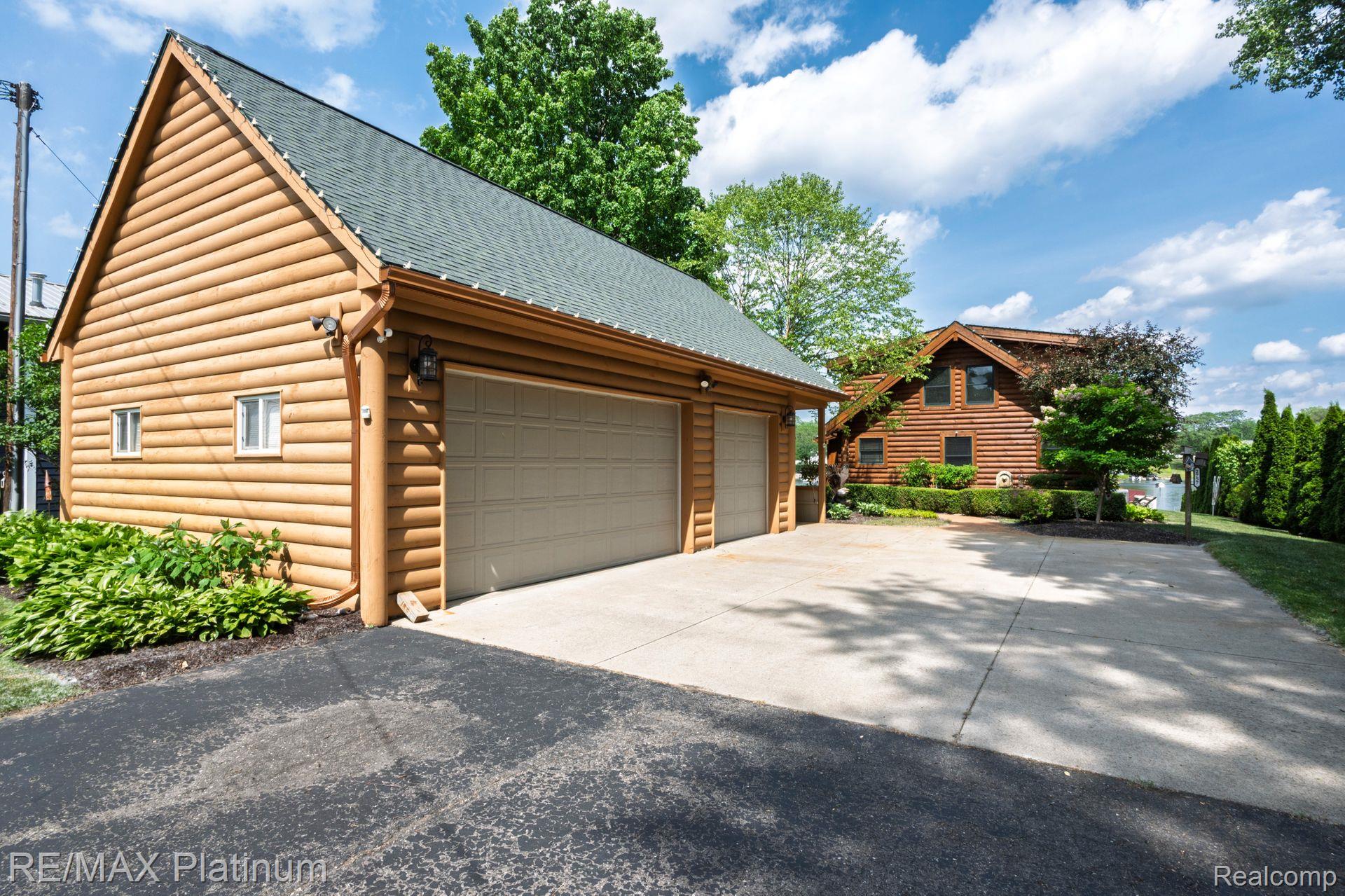 2757 S Hacker Road