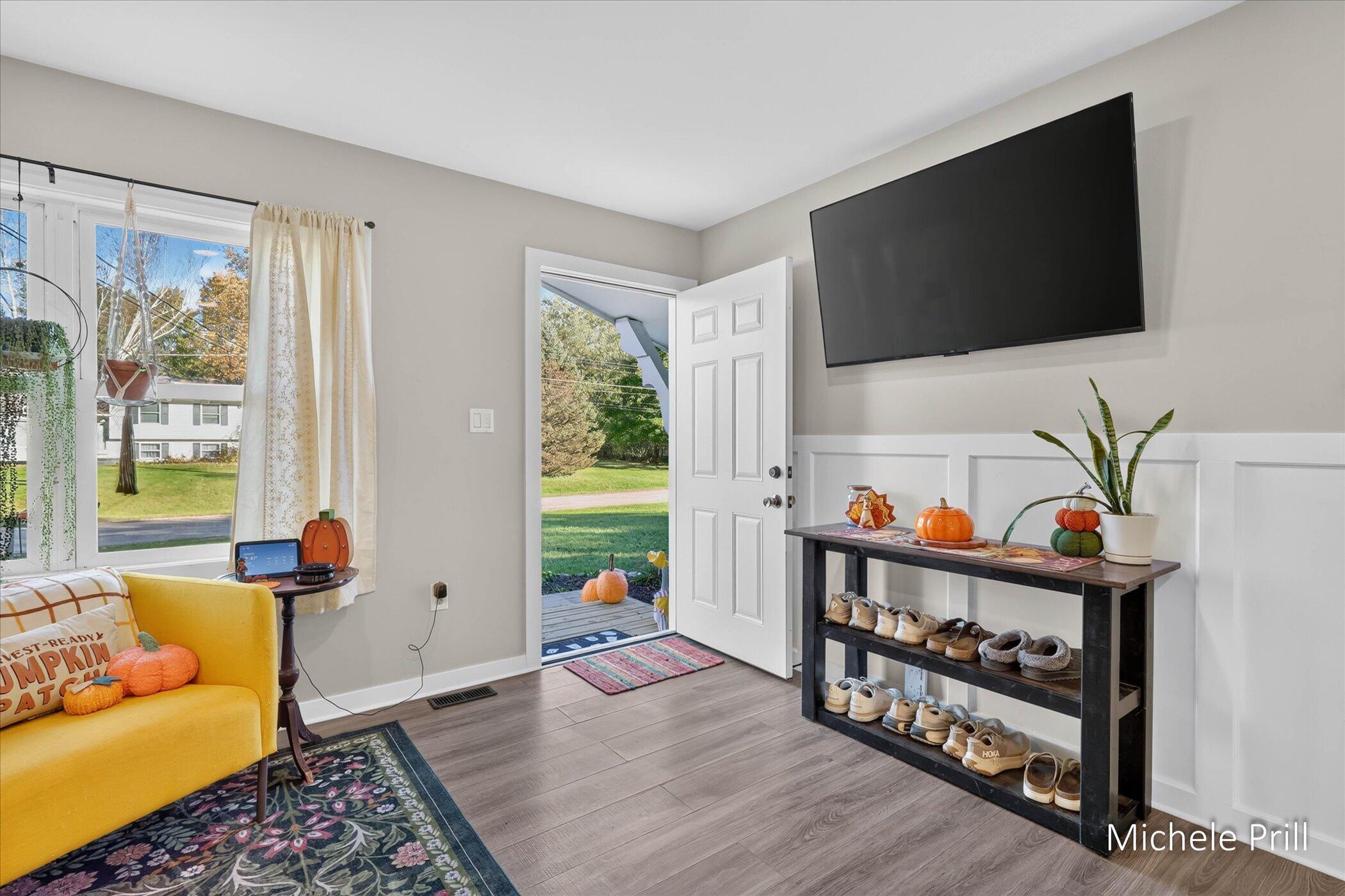 2110 Maple Lane