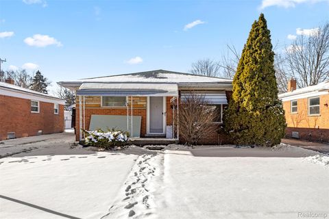 5949 N Lafayette Street Dearborn Heights City MI 48127