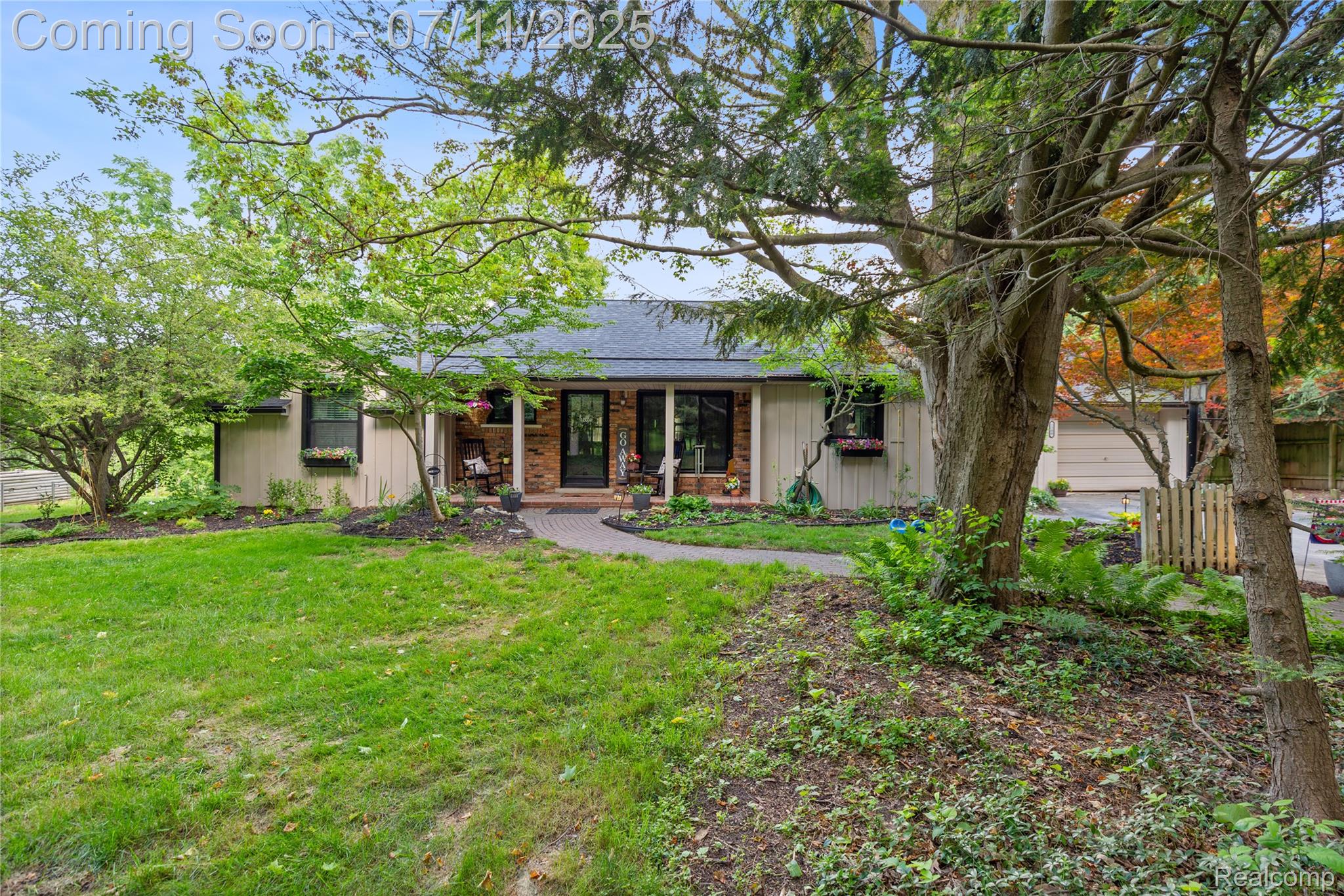 Rochester Hills City, Michigan 48306, United States, 3 Bedrooms Bedrooms, ,2 BathroomsBathrooms,Residential,Active,164945