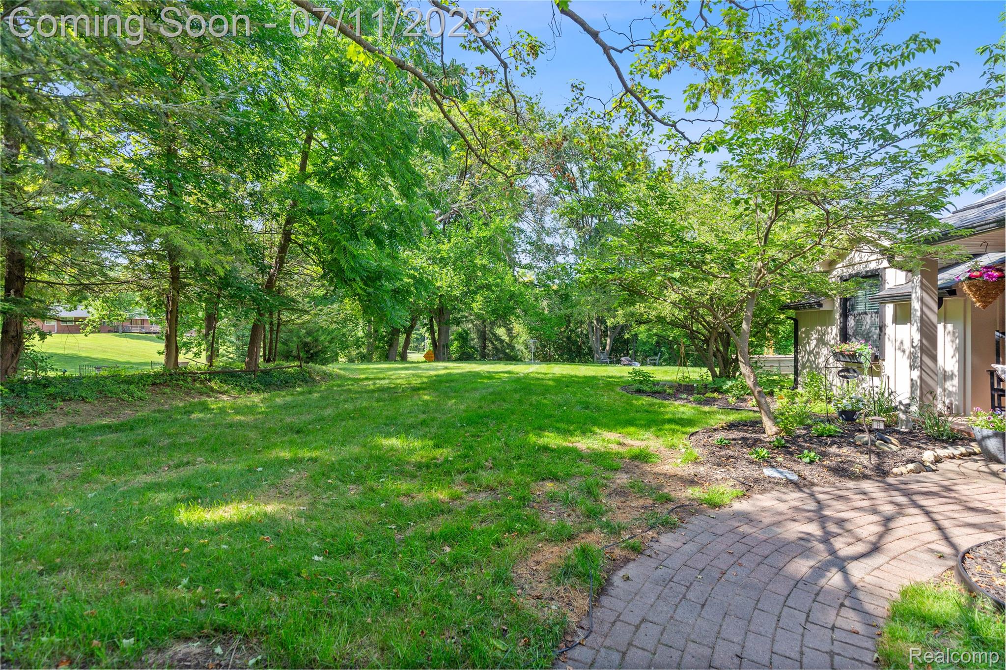 Rochester Hills City, Michigan 48306, United States, 3 Bedrooms Bedrooms, ,2 BathroomsBathrooms,Residential,Active,164945