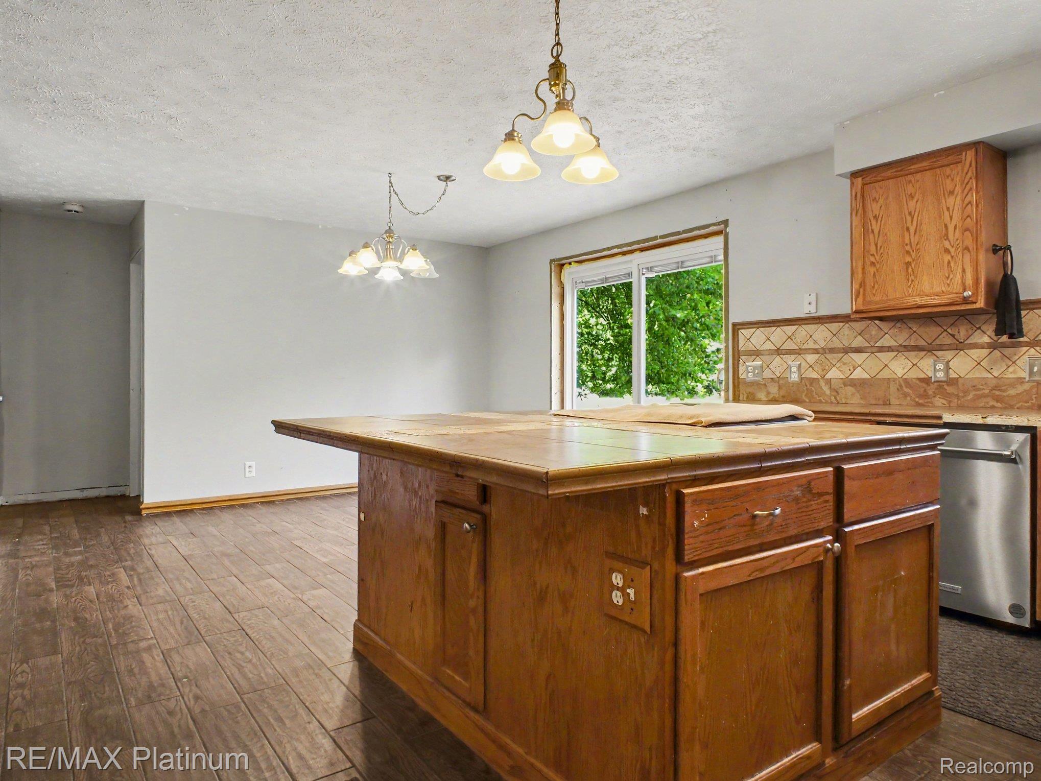 3215 RAFFERTY DRIVE