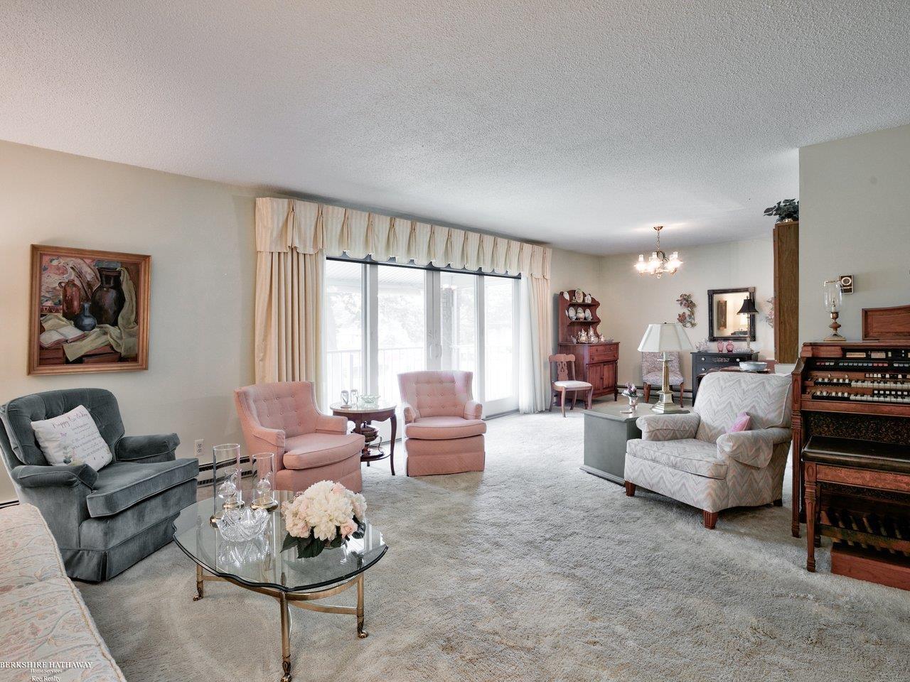 4016 FAIRWAY Drive