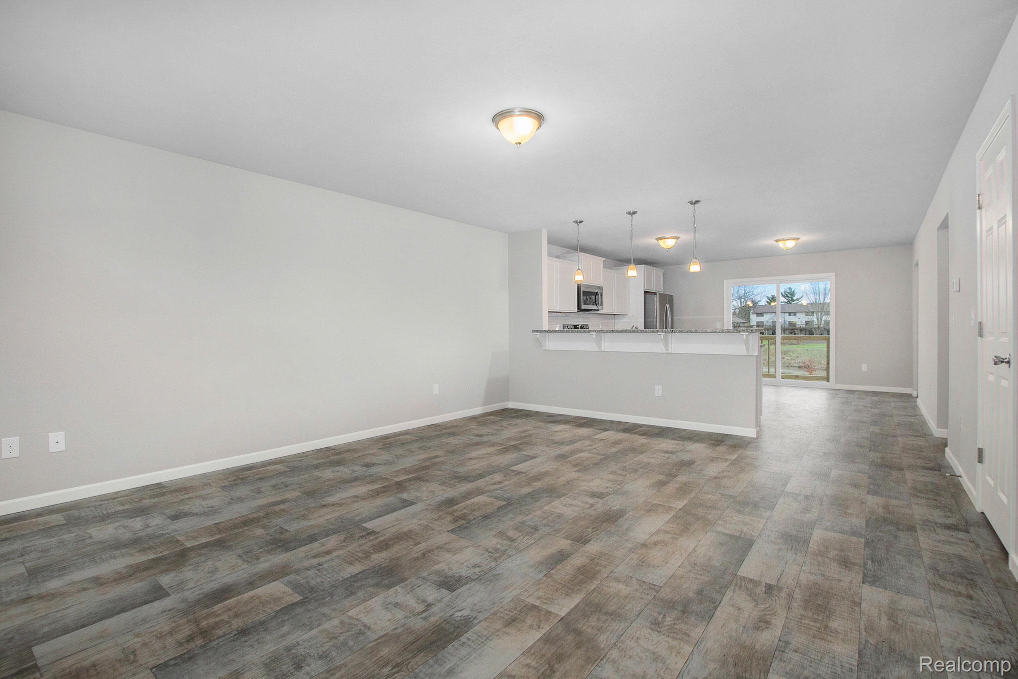 745 Lone Oak Way
