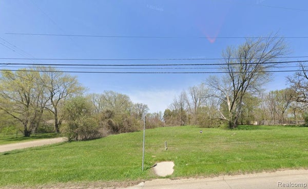 120 E ATHERTON RD, FLINT, MI 48507 - Image 56628ec2ed943e409d0bb53e9bd5a748/844754938