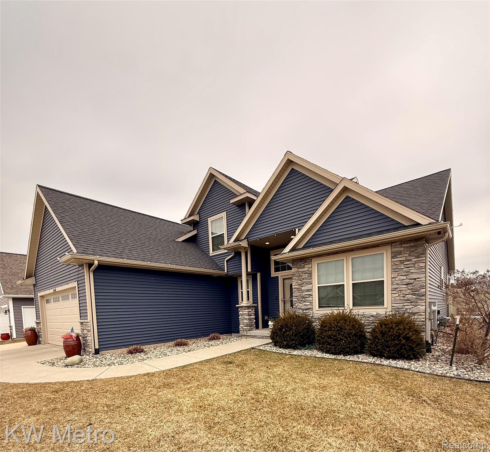 5760 Stone Briar Lane S