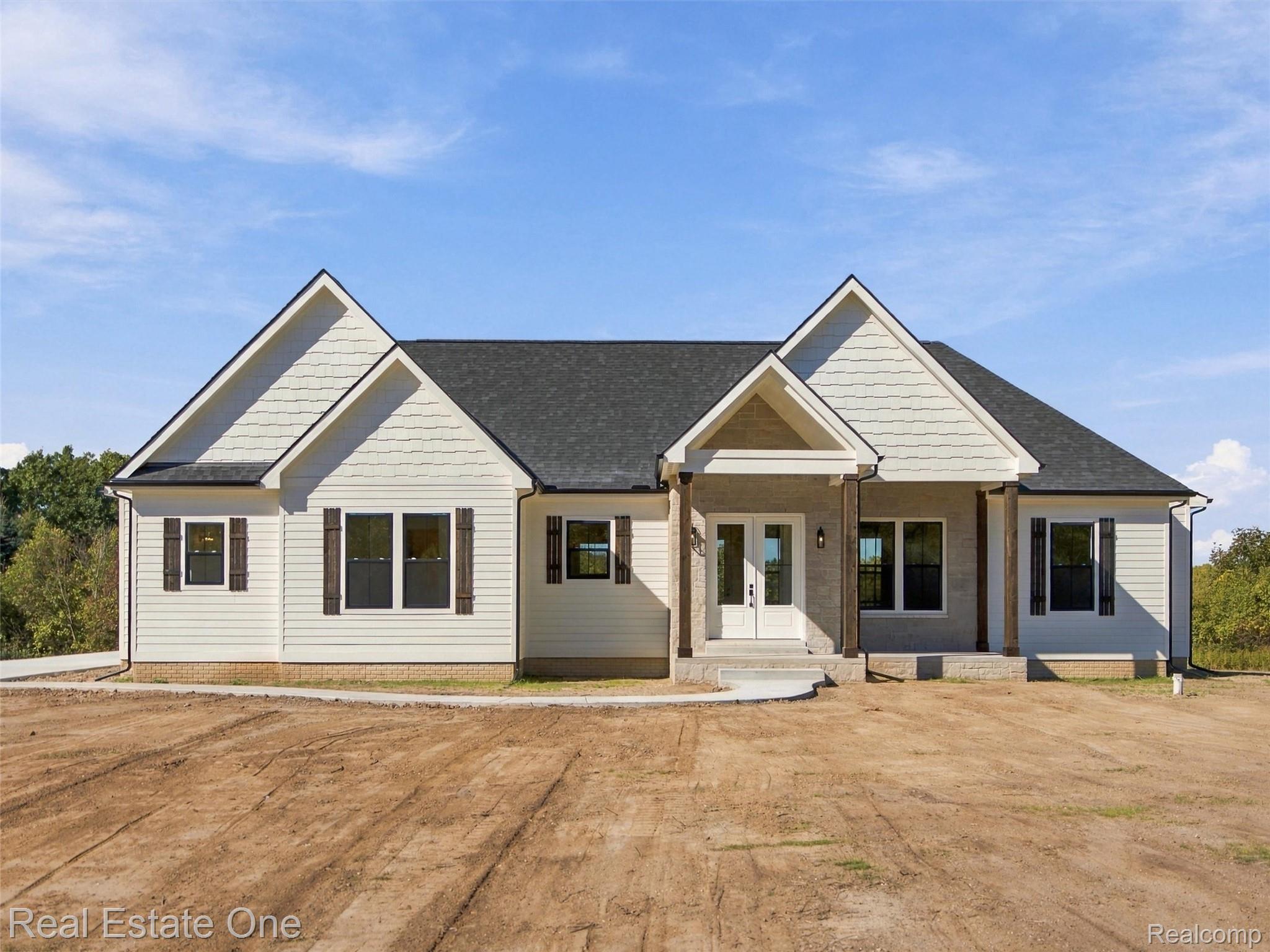 1818 Hidden Lake Trail