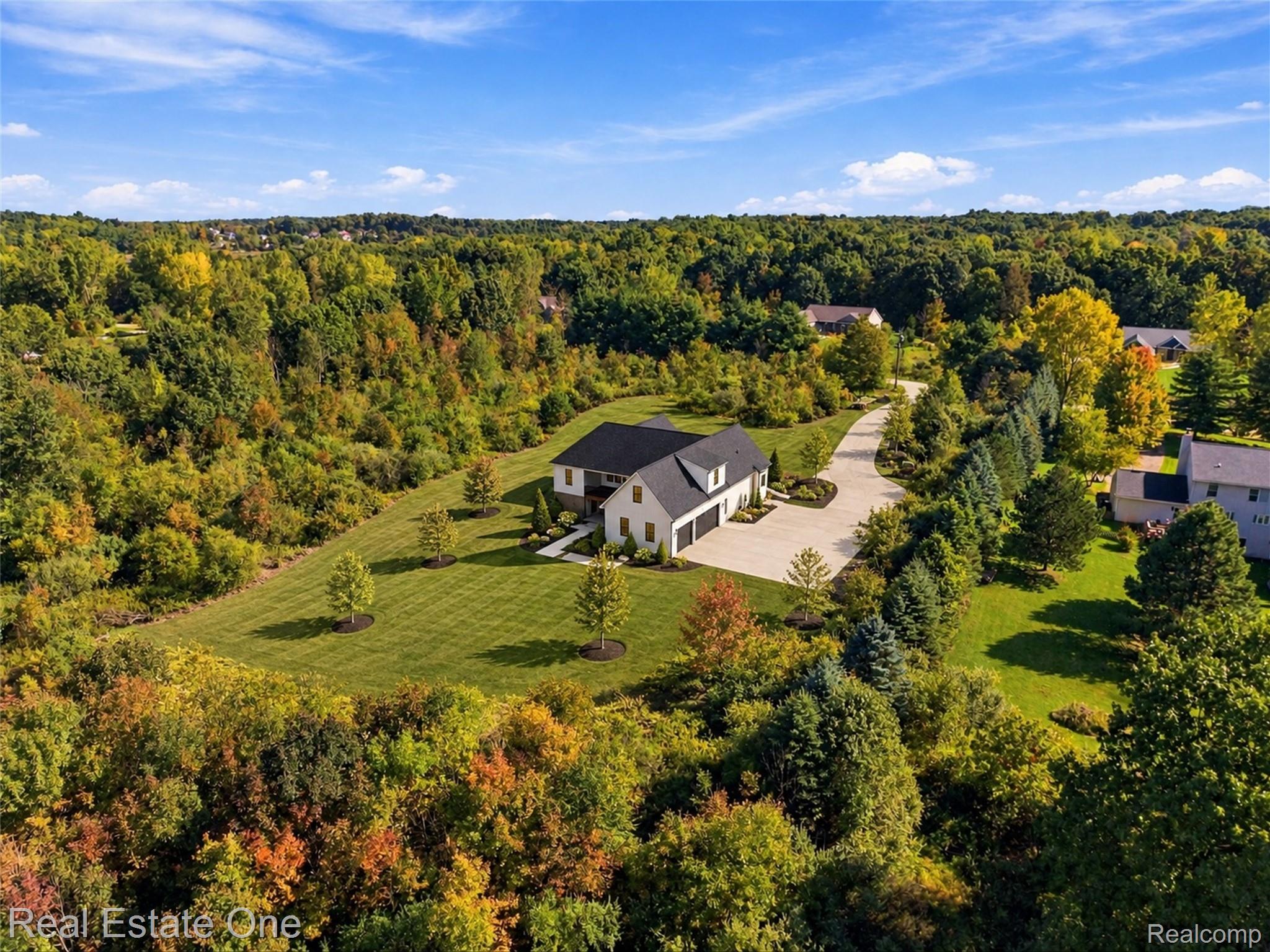 1818 Hidden Lake Trail