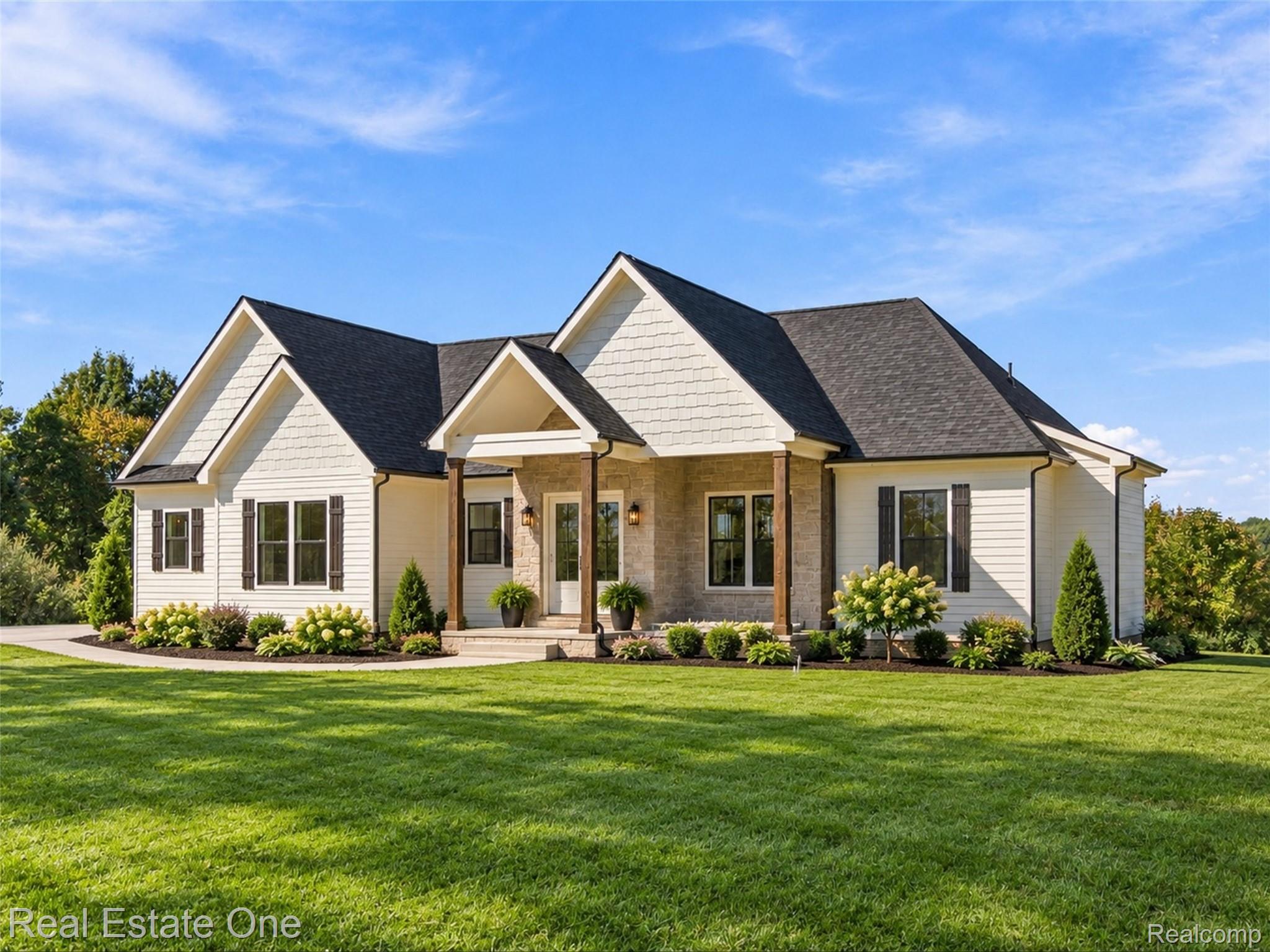 1818 Hidden Lake Trail