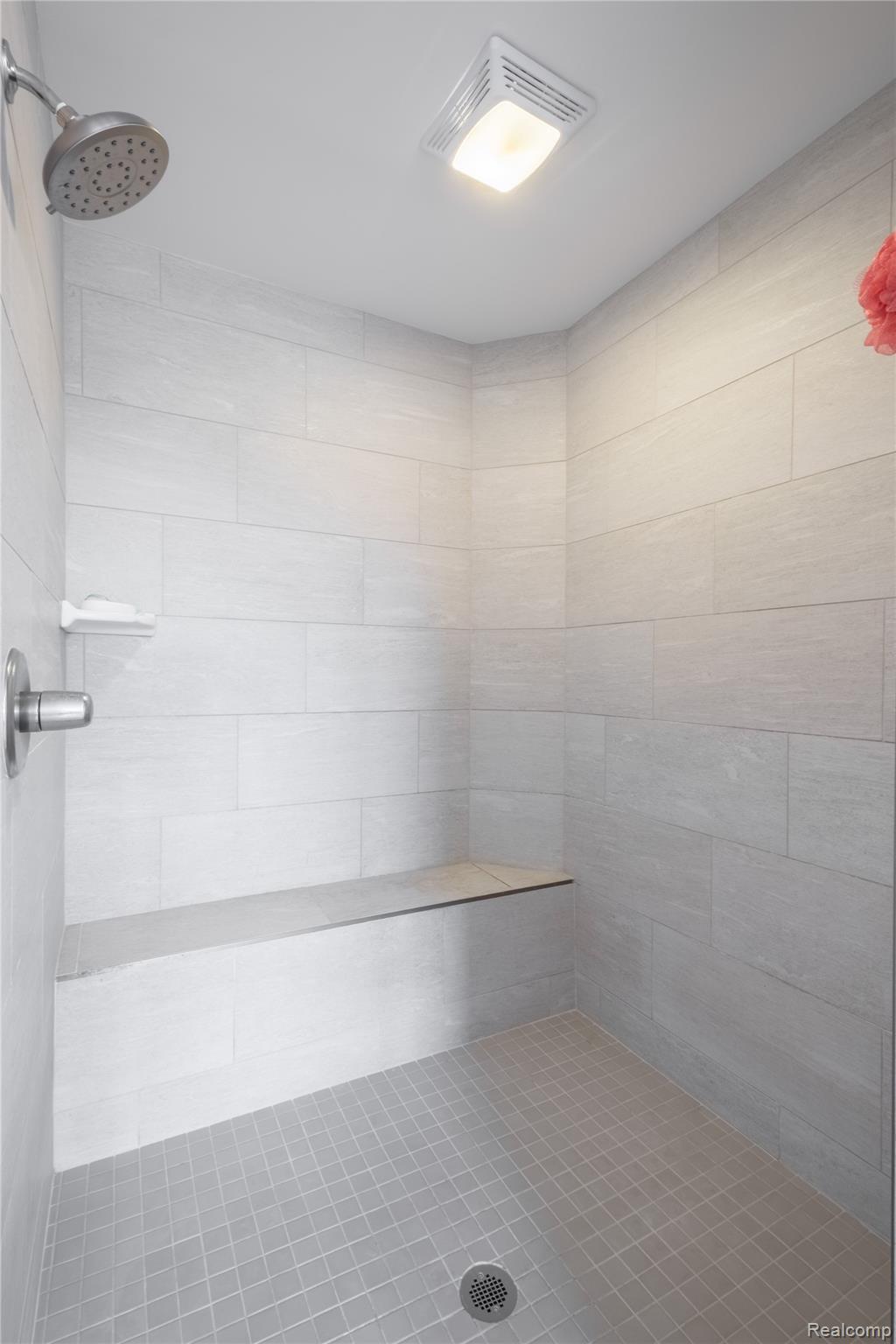 Northville City, Michigan 48167, United States, 4 Bedrooms Bedrooms, ,4 BathroomsBathrooms,Residential,Pending,217043