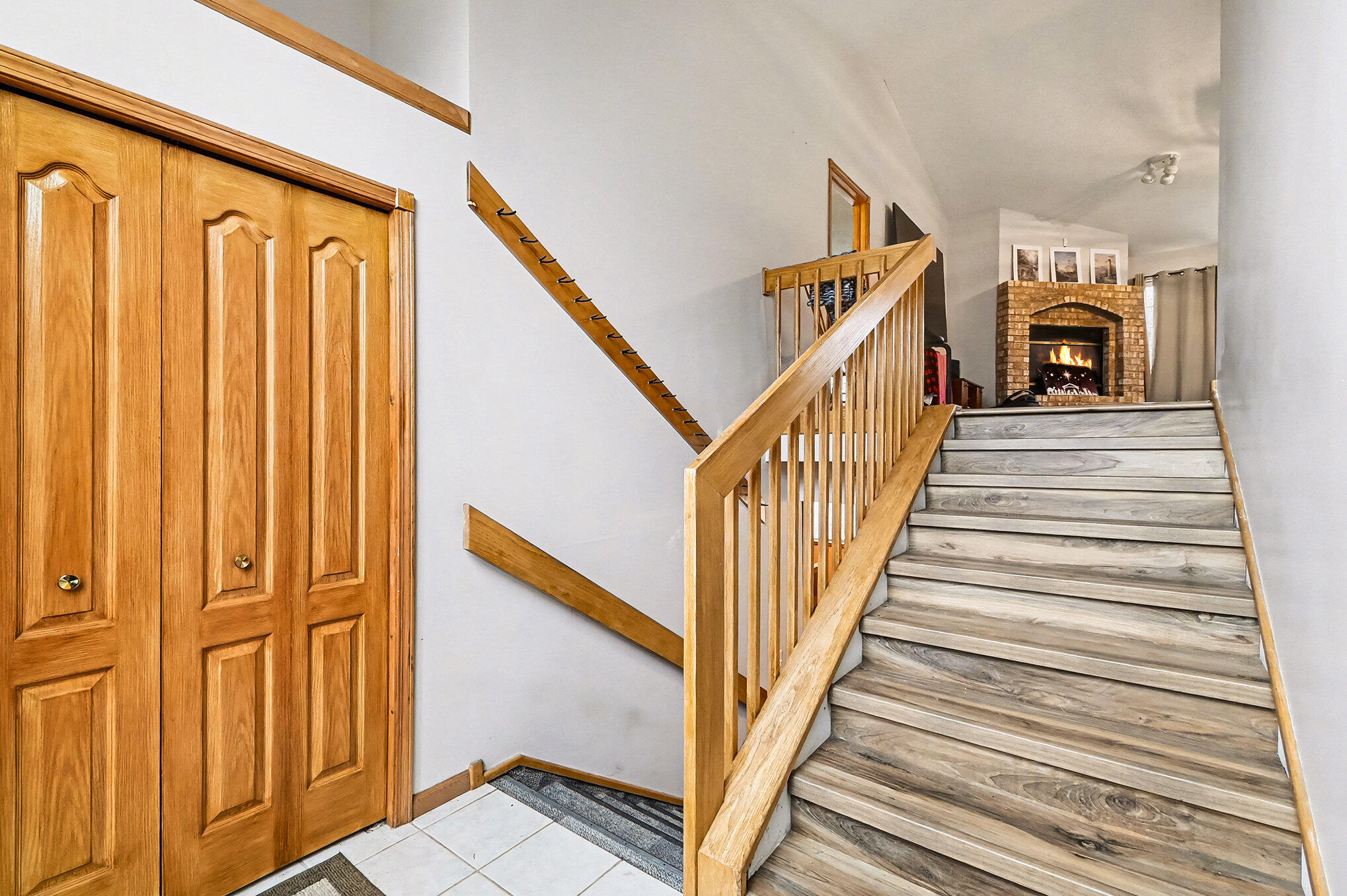 5186 Windsor Highway