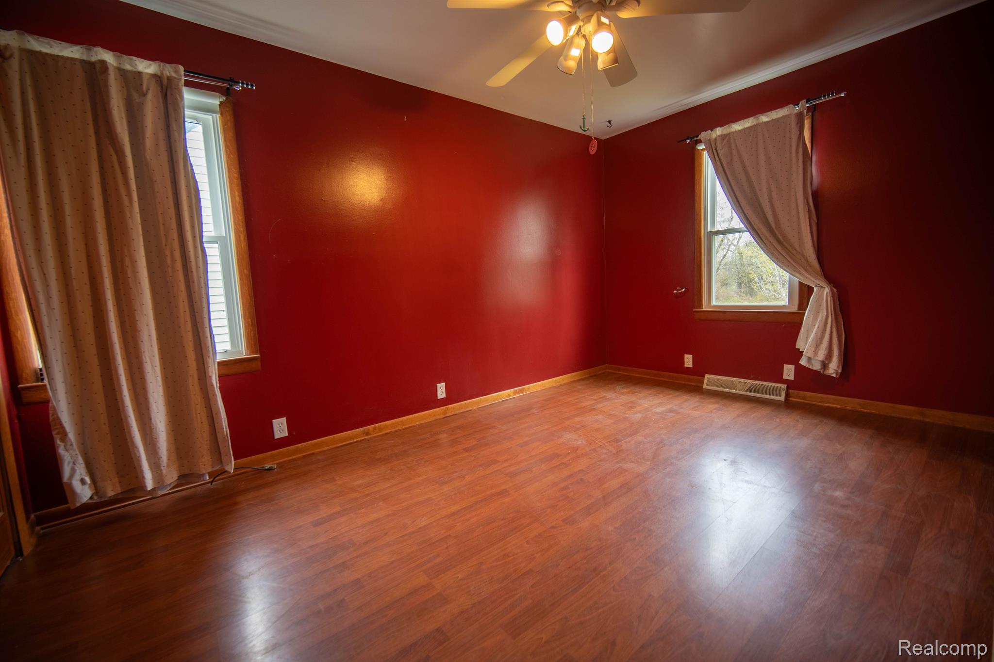 4355 LAPEER Road