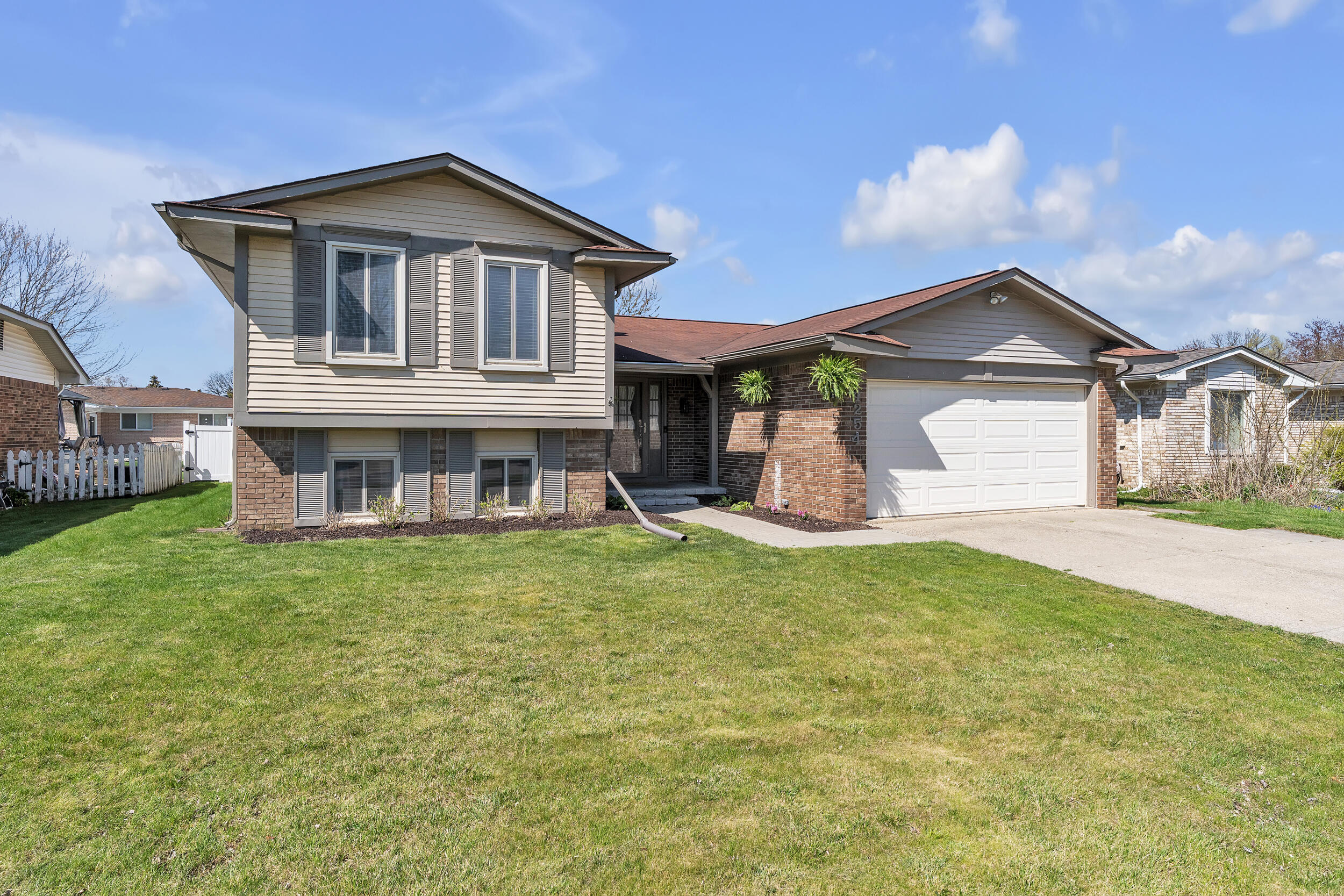 44254 Fair Oaks Drive