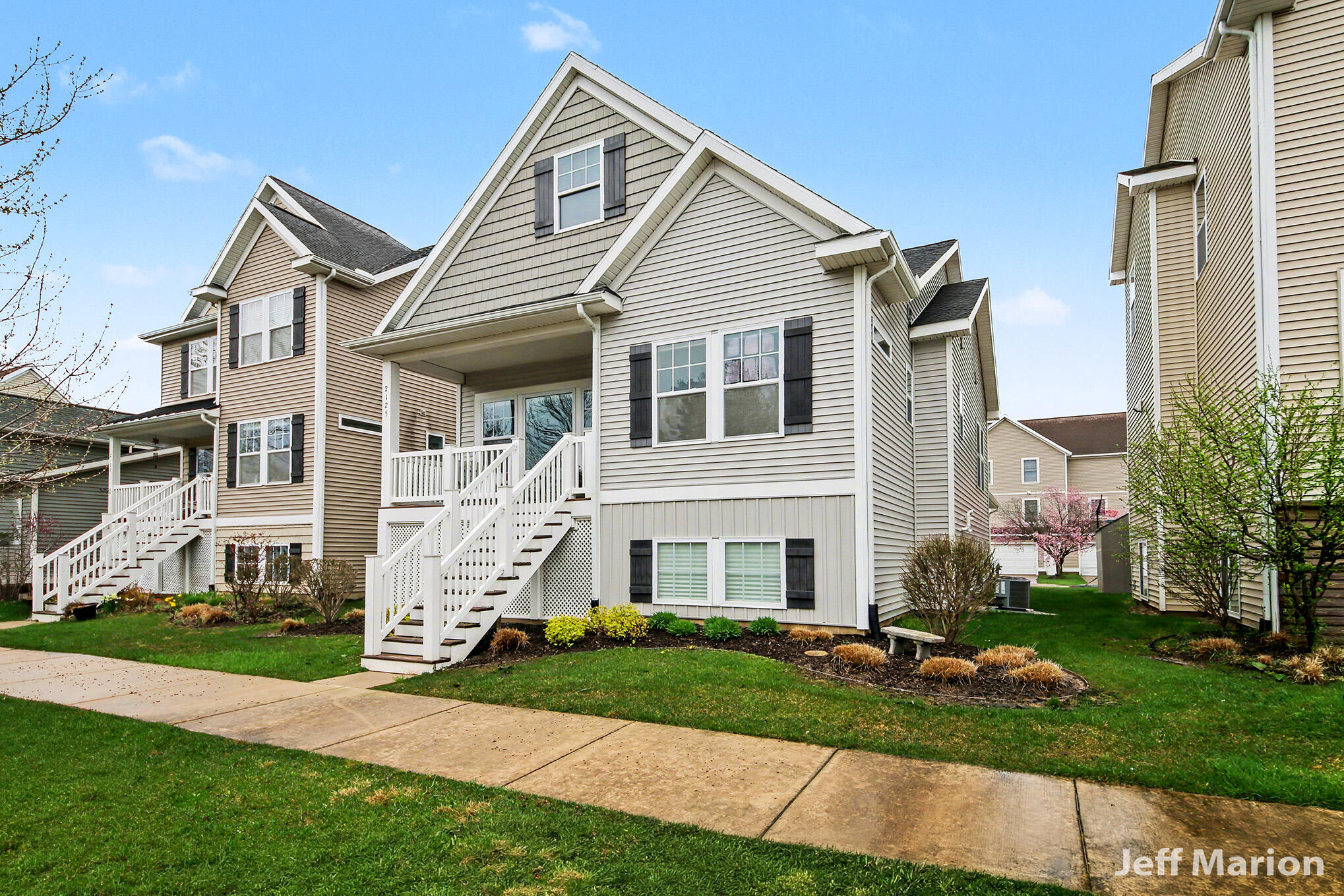 2125 Kensington Park Circle