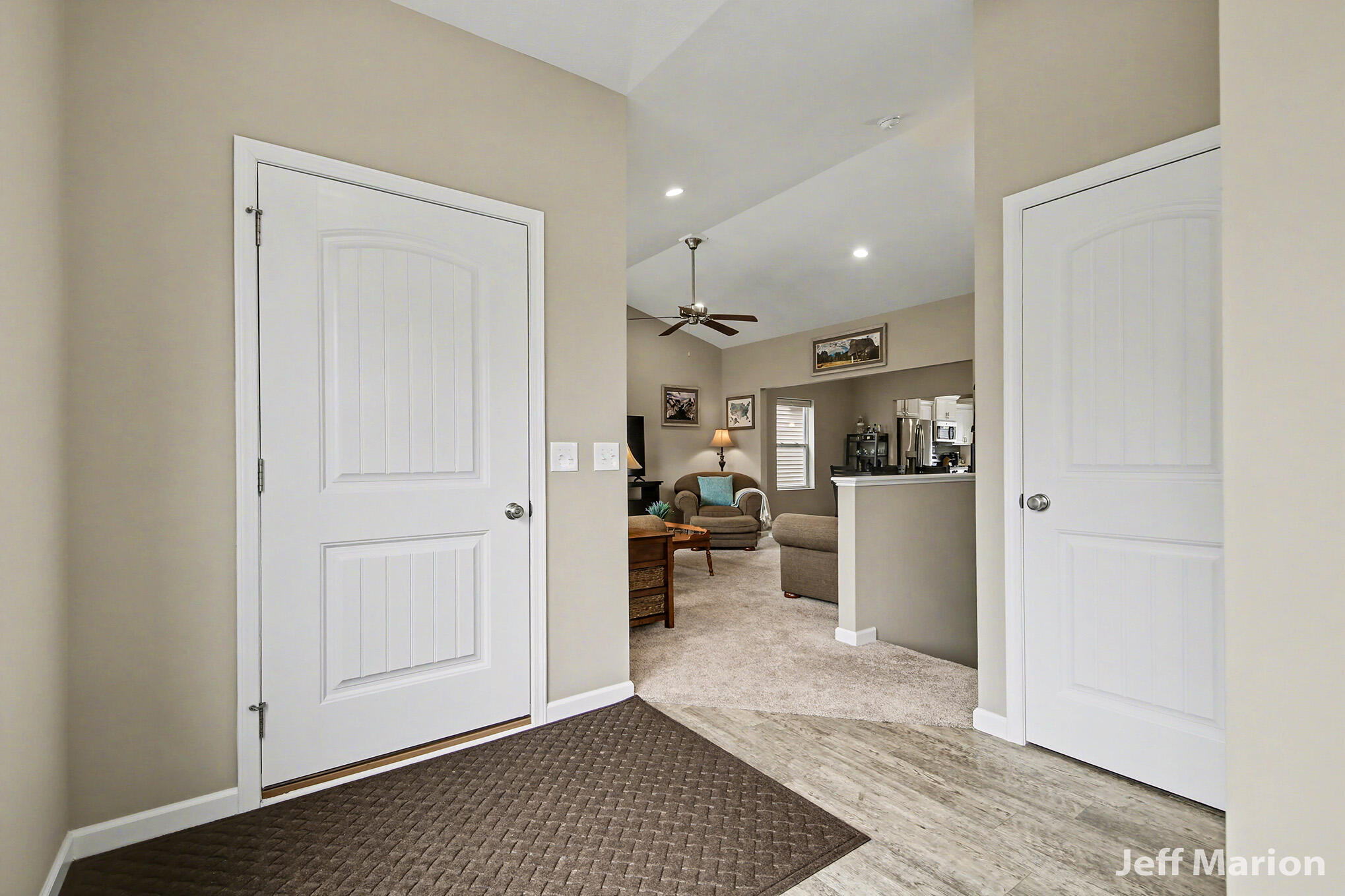 2125 Kensington Park Circle