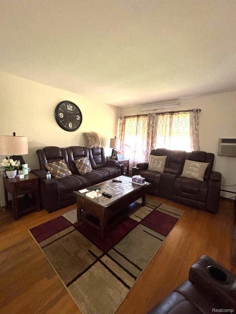 Tiny photo for 29179 Longview Avenue #18, Warren City, MI 48093 (MLS # 20261083209)